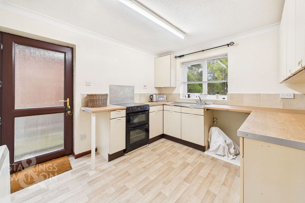 Property photo 3 of 19