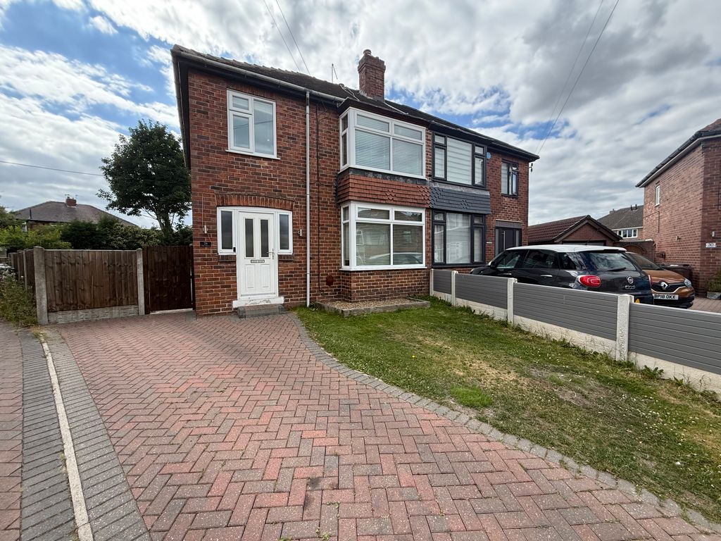 Property photo 1 of 14
