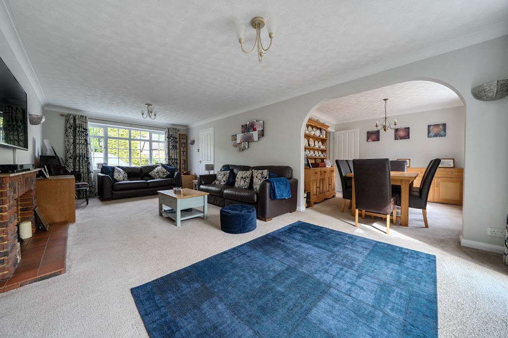 Property photo 2 of 18