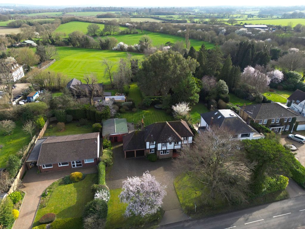Property photo 1 of 30