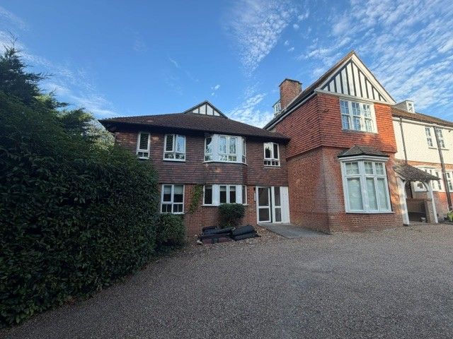 Property photo 1 of 5