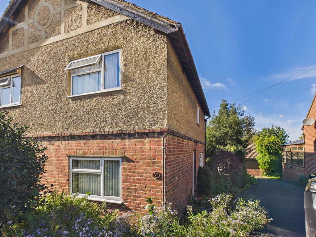 Property photo 1 of 11 Pretoria Road, Canterbury