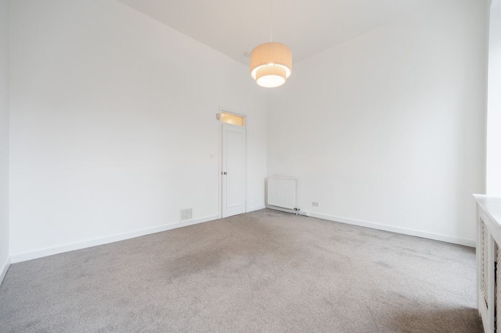 Property photo 3 of 11 3
