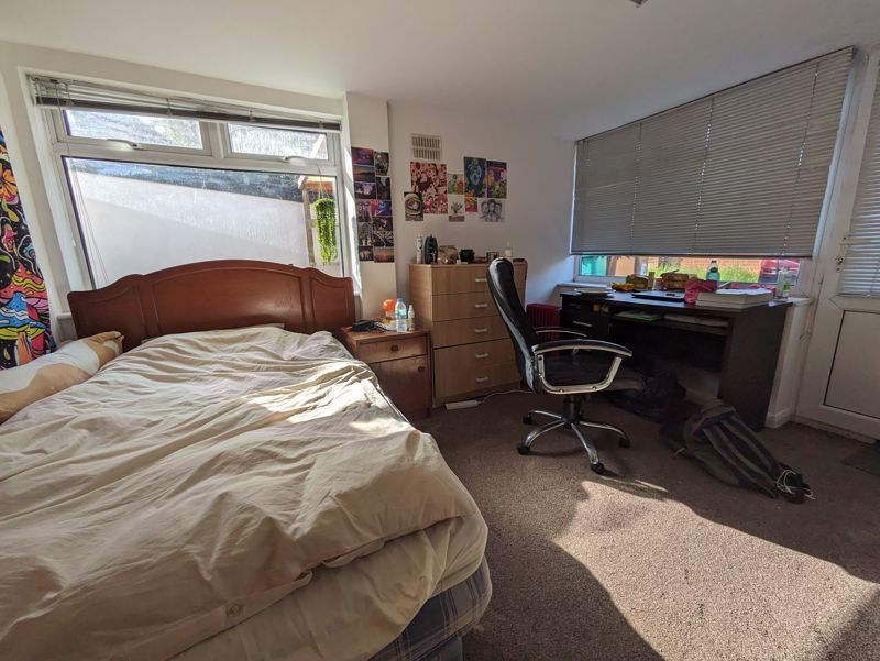 Property photo 2 of 12 Photo 20
