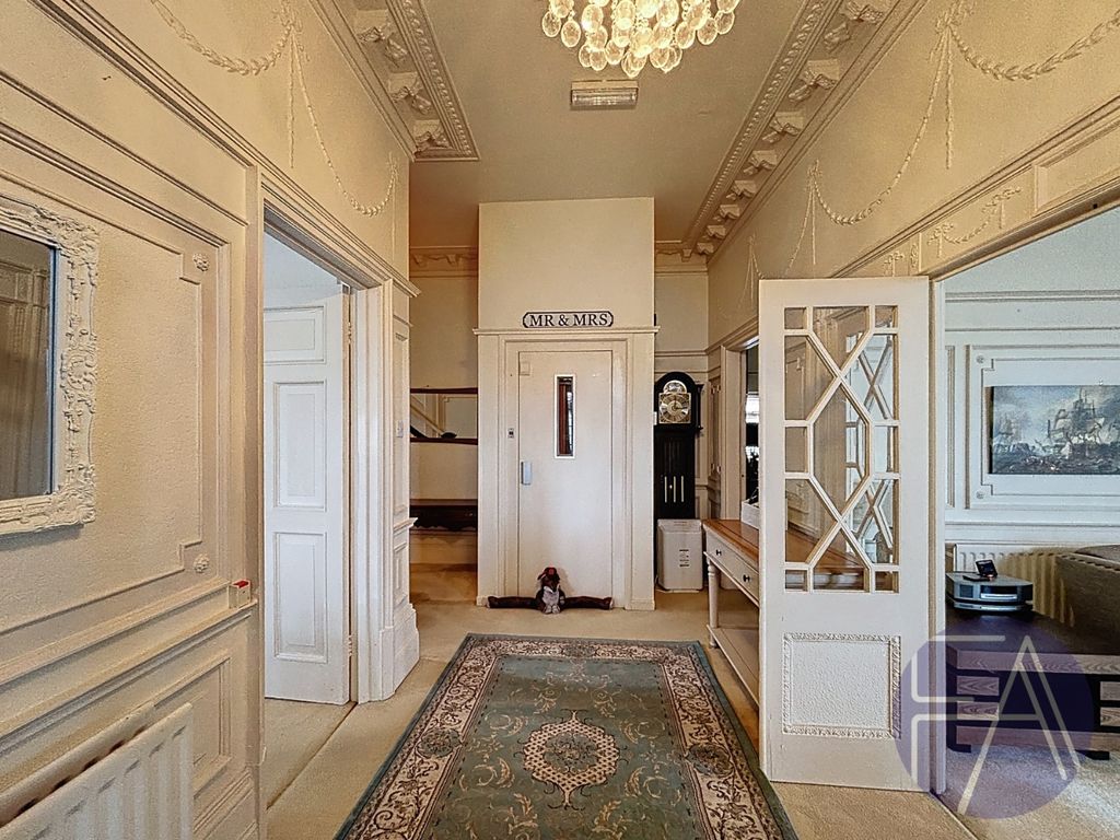 Property photo 2 of 68 4840424