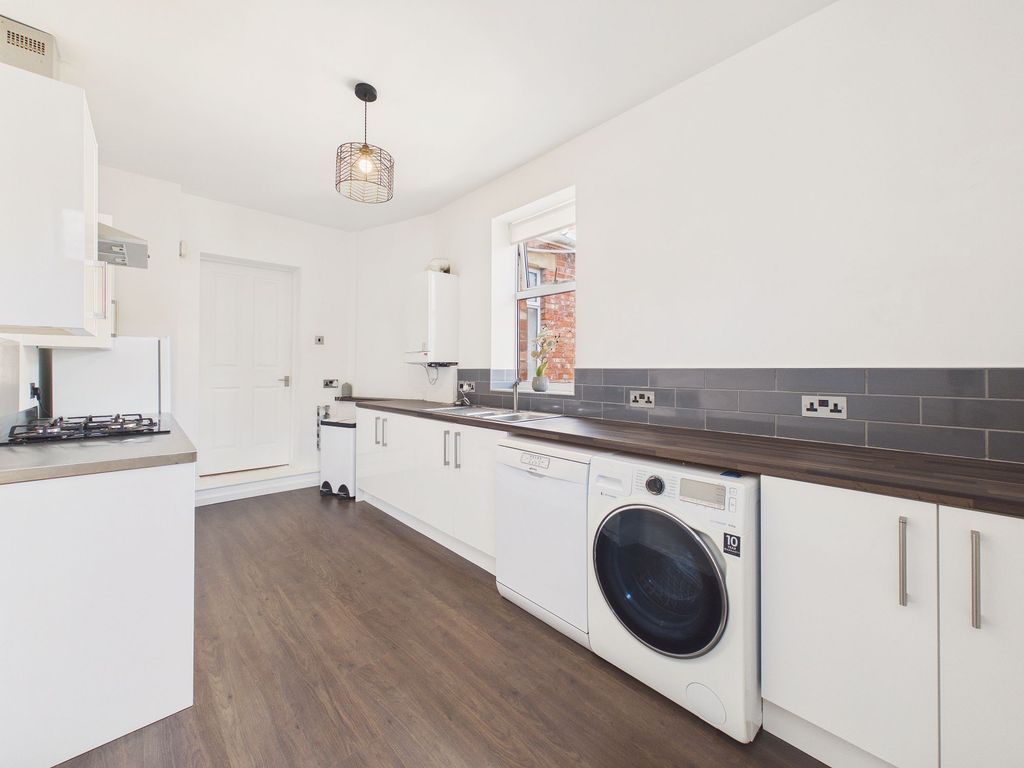 Property photo 1 of 13 Kitchen