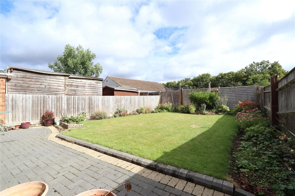 Property photo 2 of 12 Picture No. 09