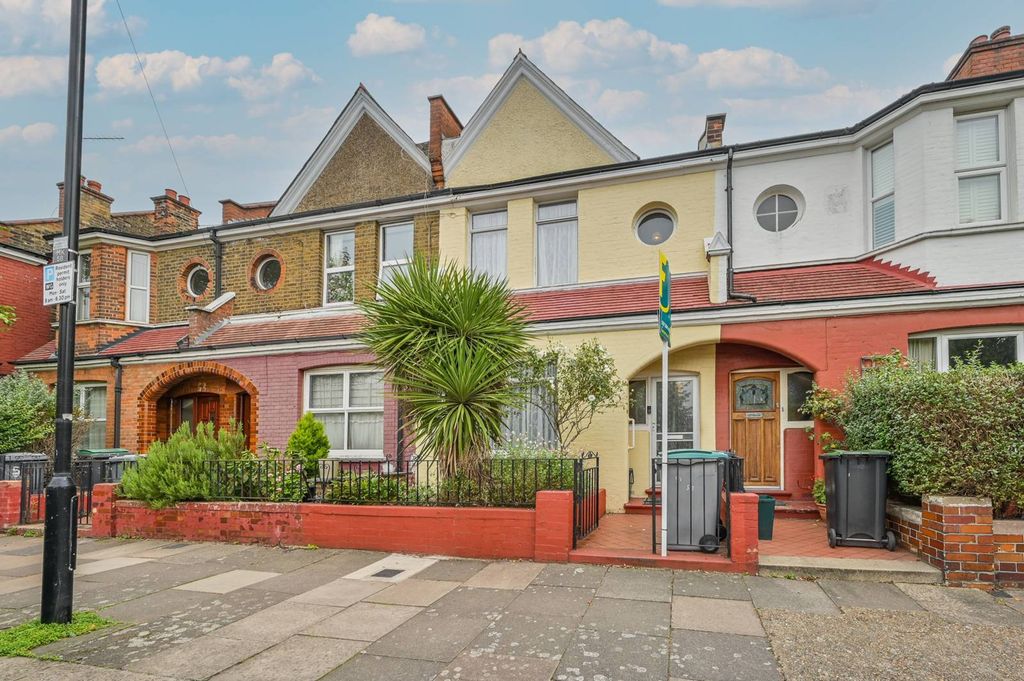 Property photo 1 of 10