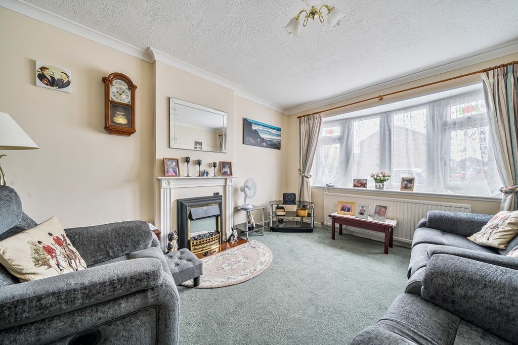 Property photo 2 of 15 13562452068Cbd6Cb4Ff2F
