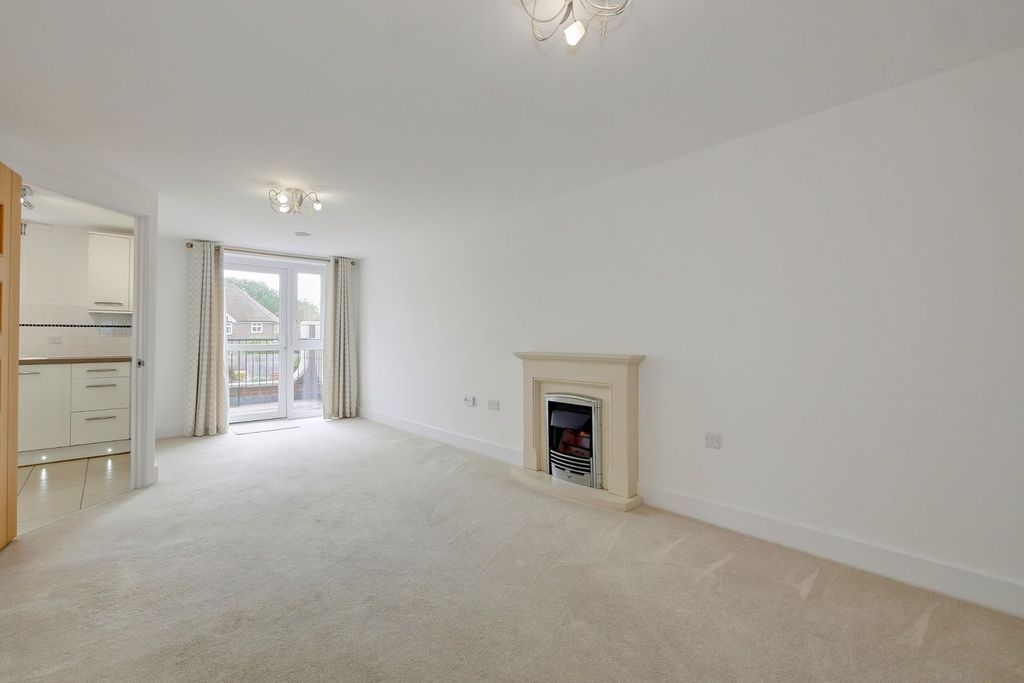 Property photo 2 of 22