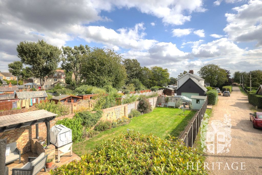 Property photo 2 of 19 Picture No. 07