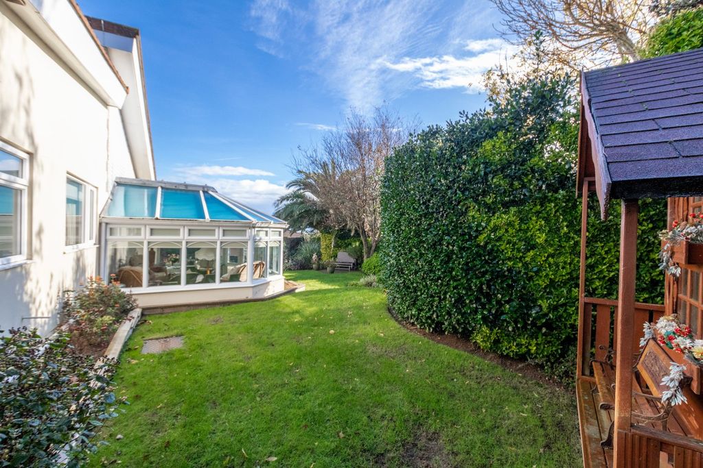Additional image 37 of 4 bed bungalow for saleRue Charlotte, Fort George, St. Peter Port, Guernsey GY1