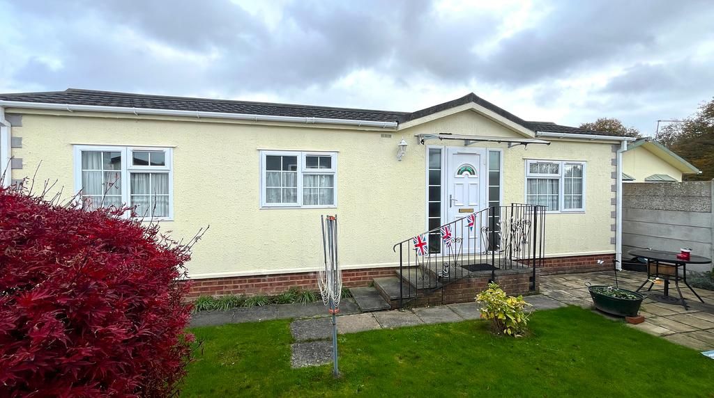 Property photo 2 of 11