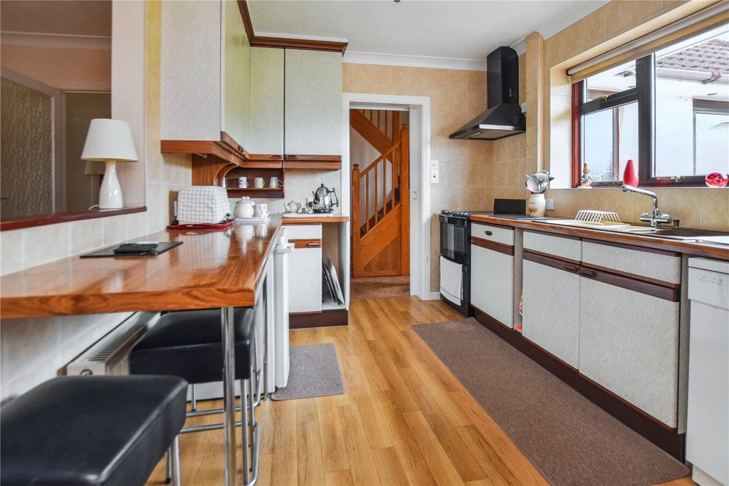 Property photo 3 of 19 Picture No. 03
