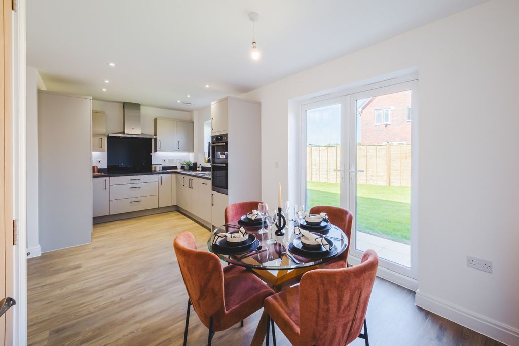 Property photo 2 of 23 5147462
