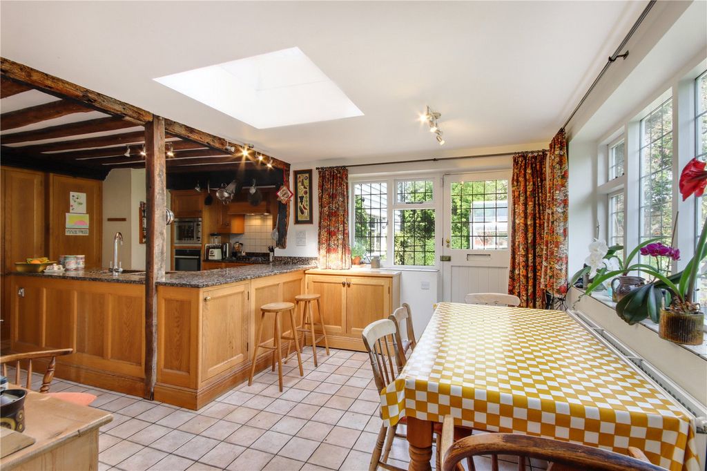 Property photo 3 of 15 Kitchen/Dining Room