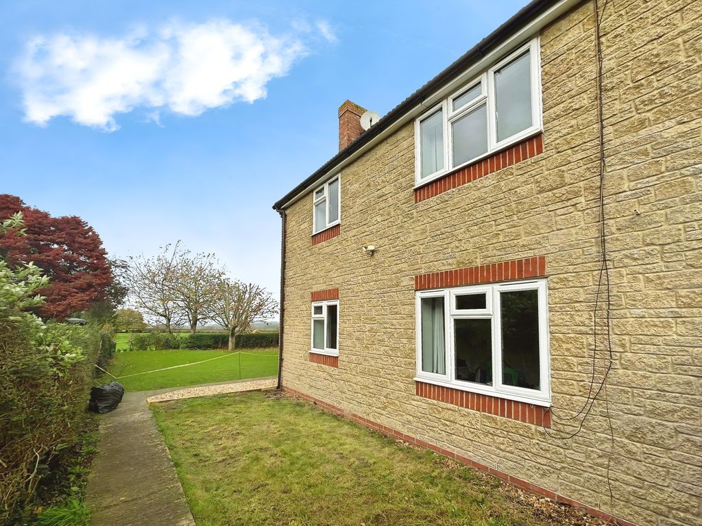 Property photo 1 of 31 61B61218-Whatsapp 20Image 202025-11-11 20At 2010.4