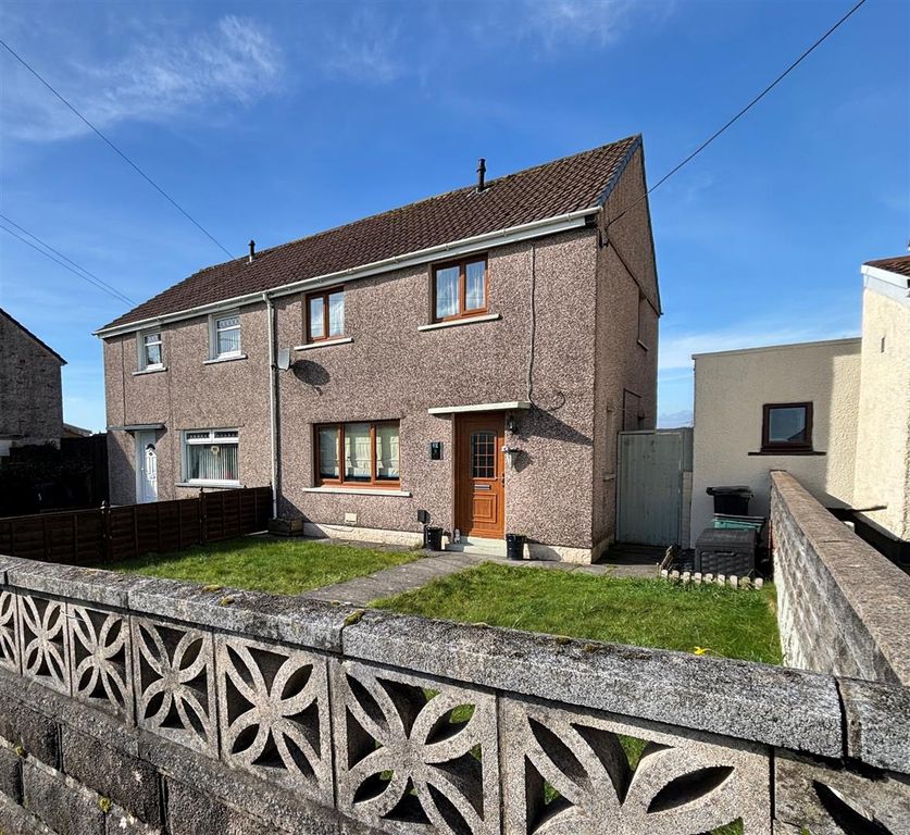 Property photo 2 of 14 Entrance Hallway