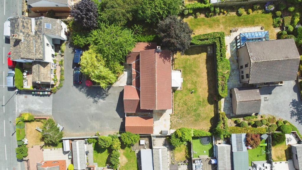 Property photo 3 of 33 Drone