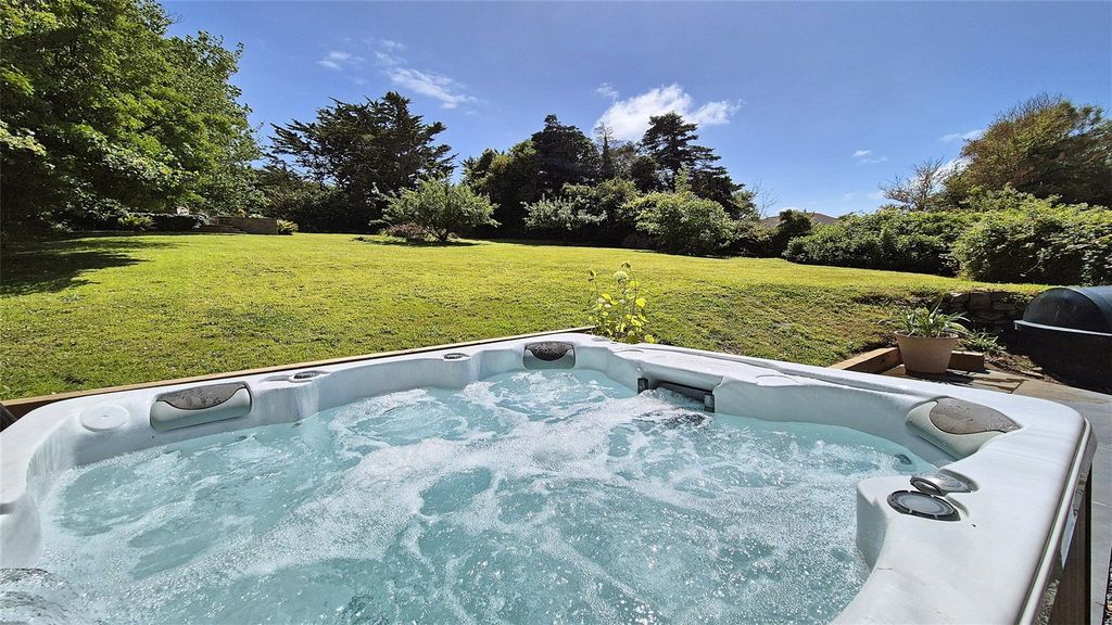 Property photo 3 of 23 Hot Tub Views
