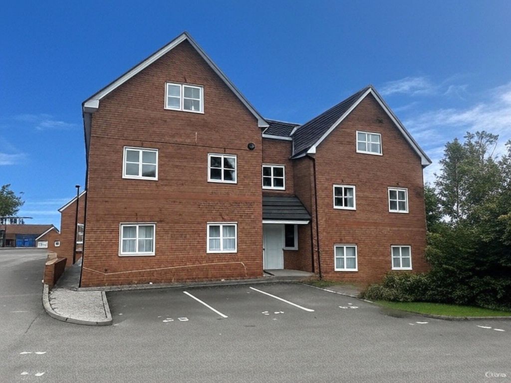 Property photo 1 of 10 External