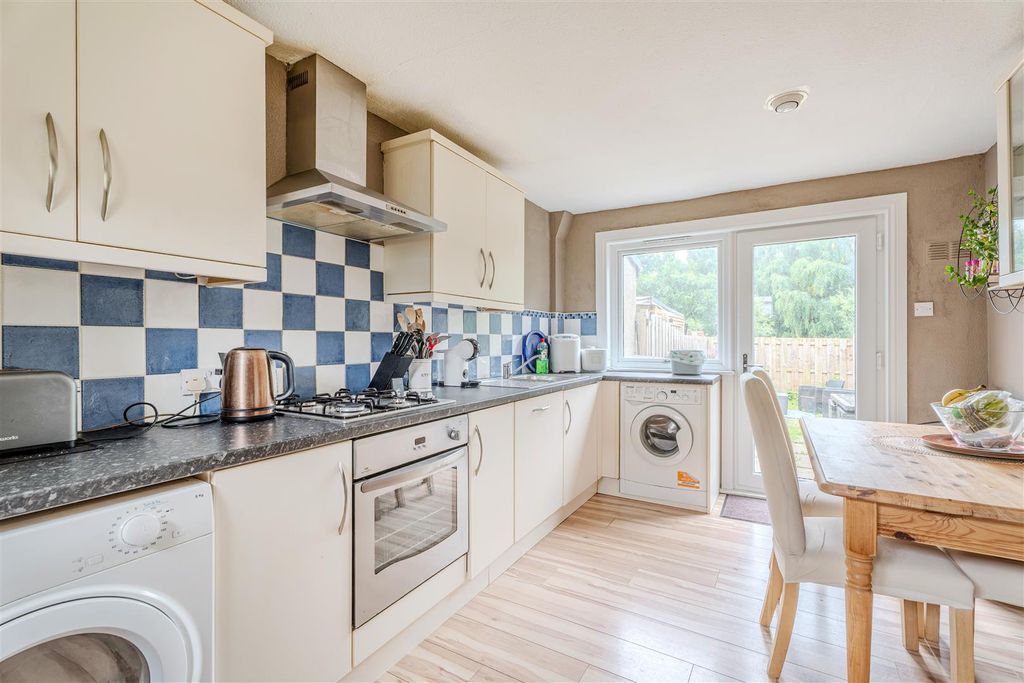 Property photo 2 of 25 Selmpark-21.Jpg
