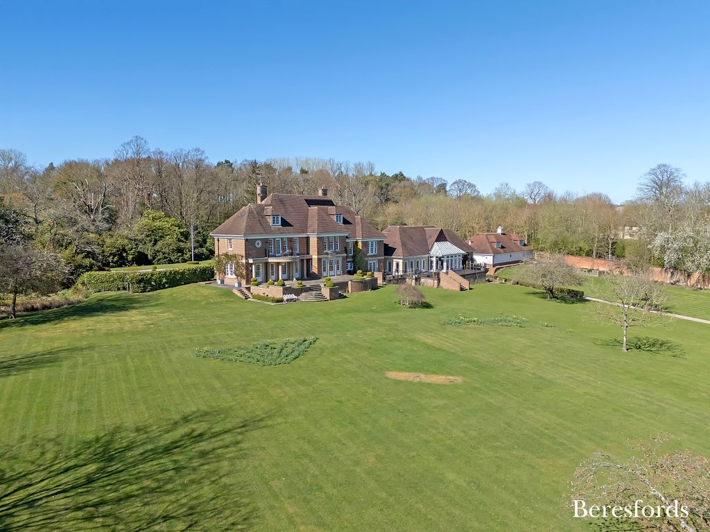 Property photo 2 of 42 Picture No. 38