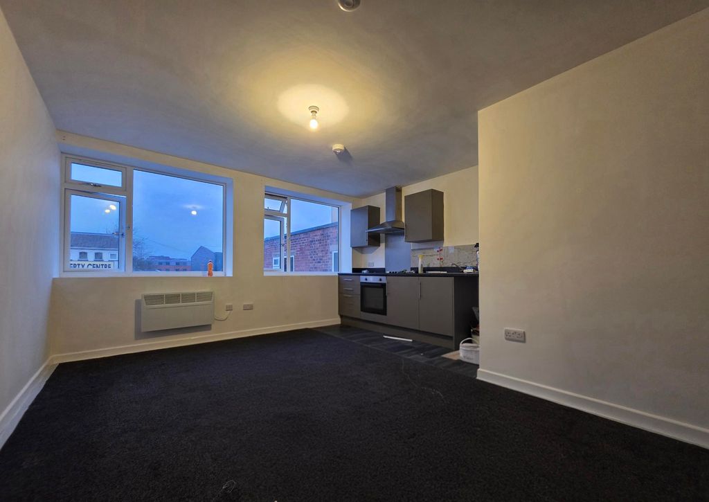 Property photo 1 of 4