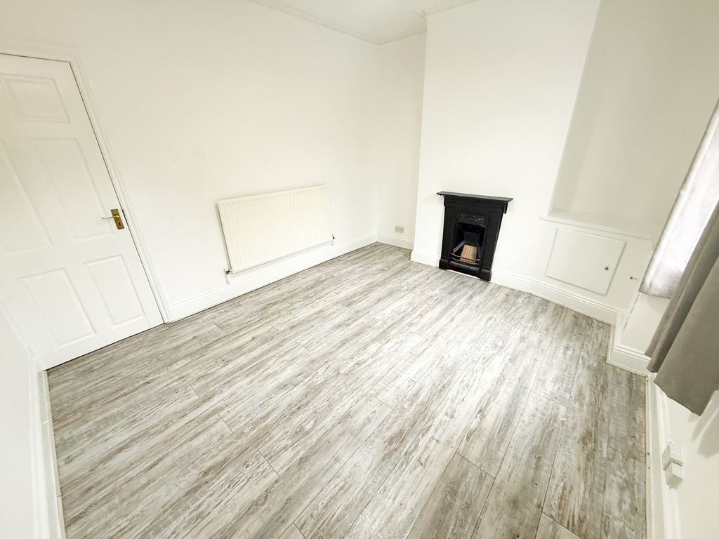 Property photo 3 of 16 Img_7408