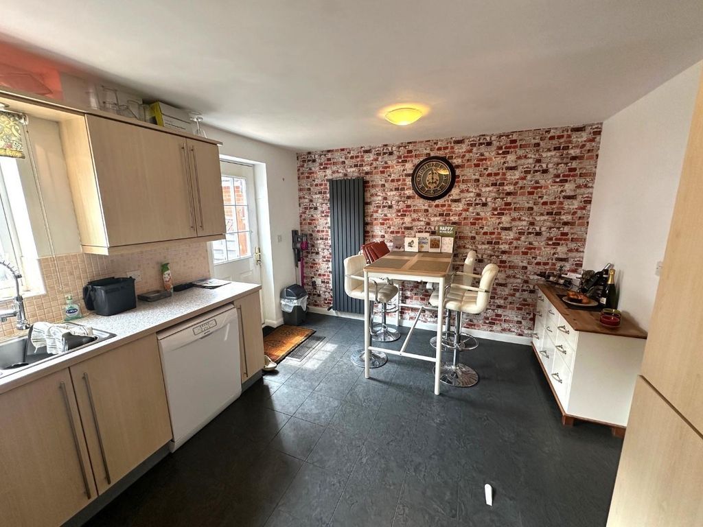 Property photo 3 of 11 K3.Jpg