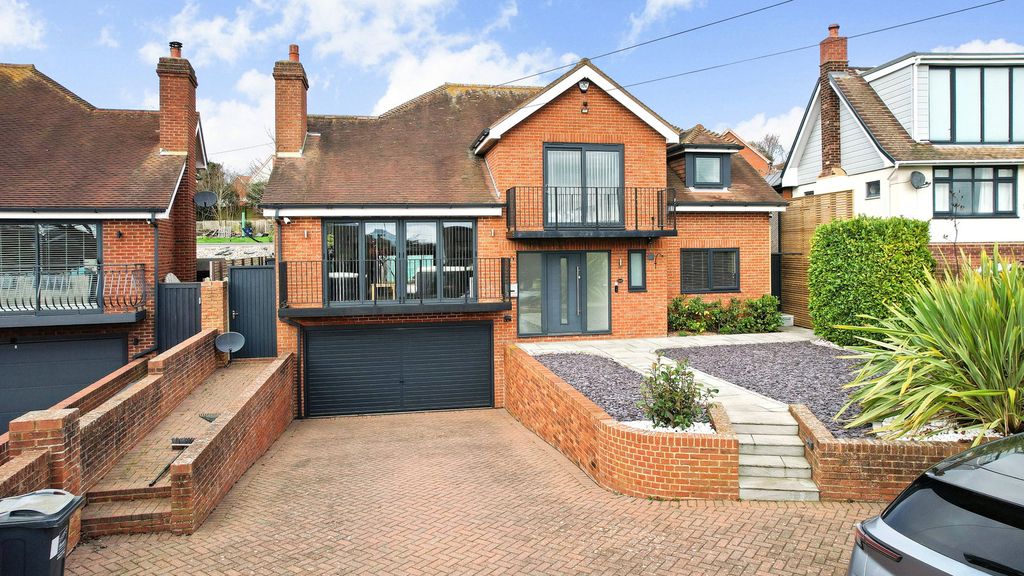 Property photo 1 of 27