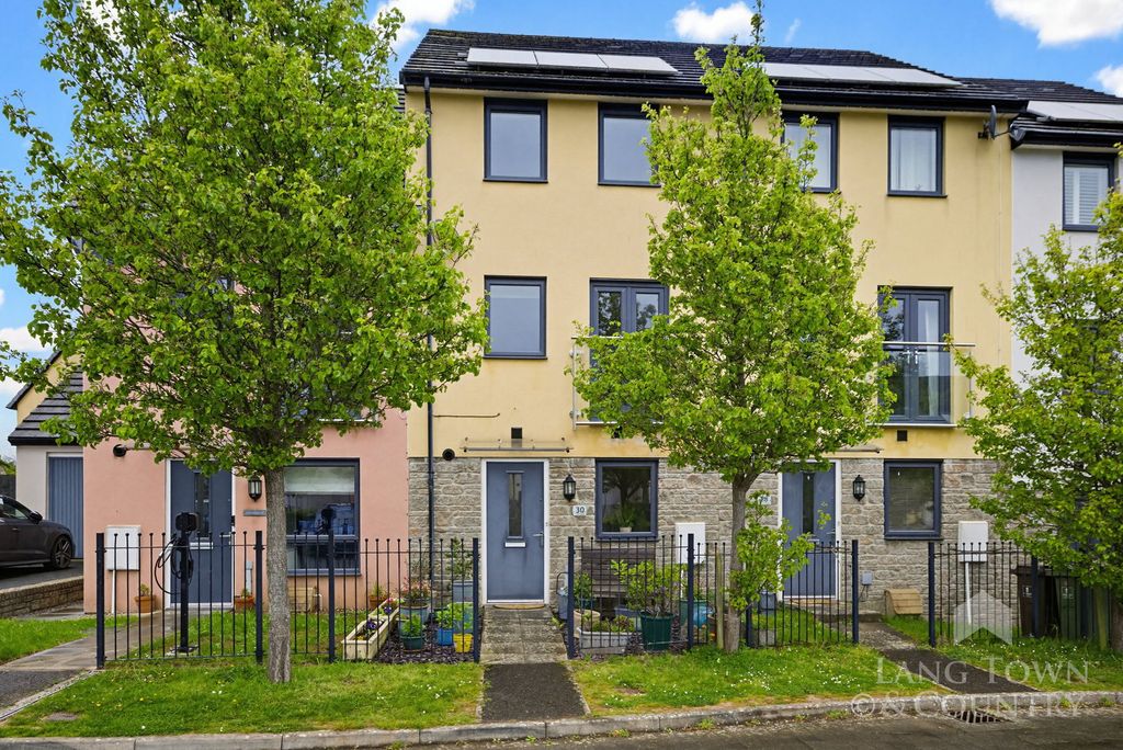 Property photo 1 of 21