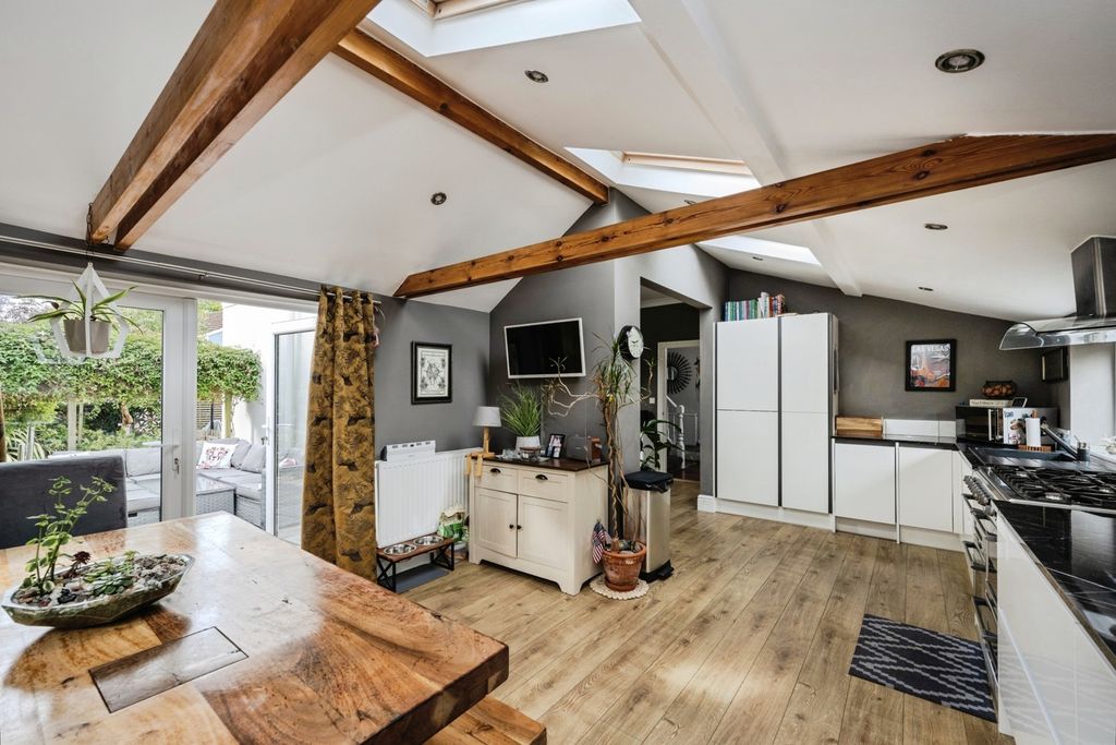Property photo 1 of 27 Pbox-Img.Jpg