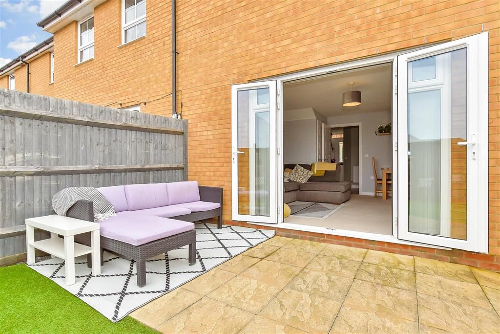 Property photo 1 of 12 External Lifestyle Photograph
