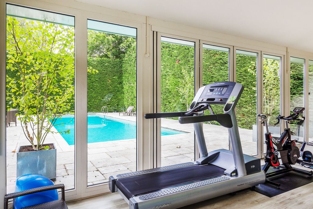 Additional image 21 of 7 bed property for saleNew Road, Esher, Surrey KT10