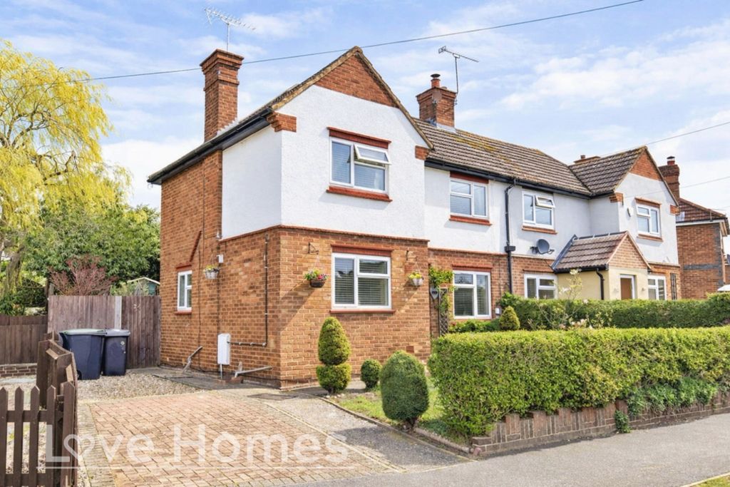 Property photo 1 of 12 4965360