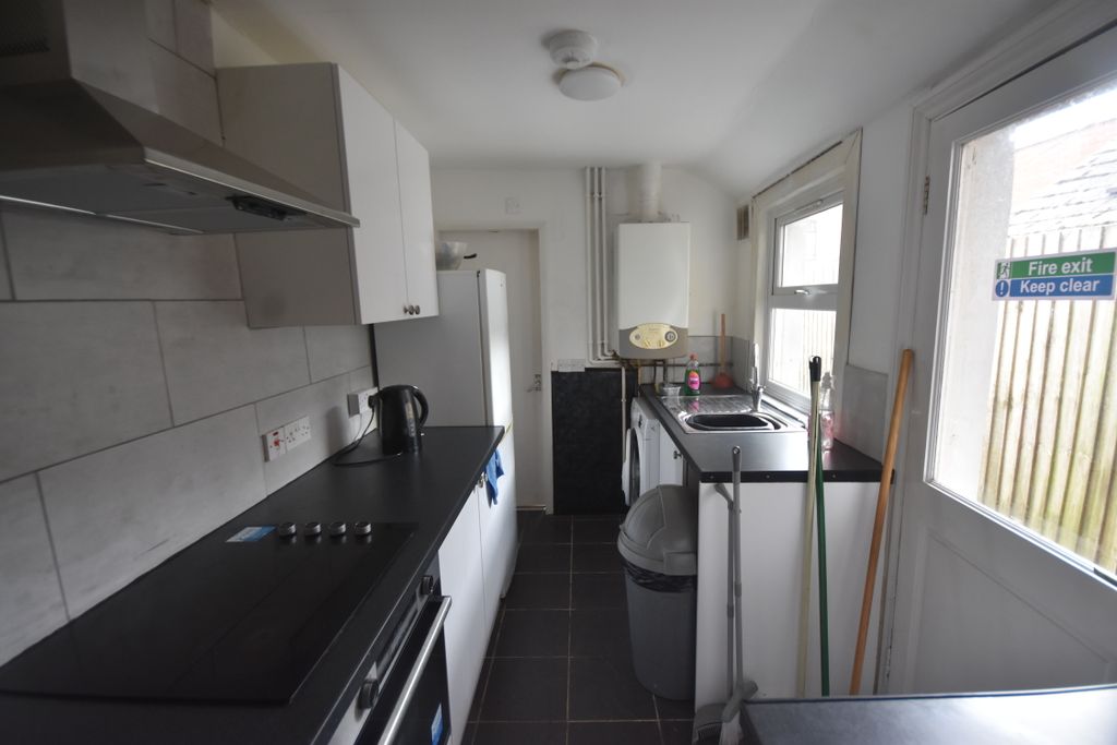 Property photo 3 of 3