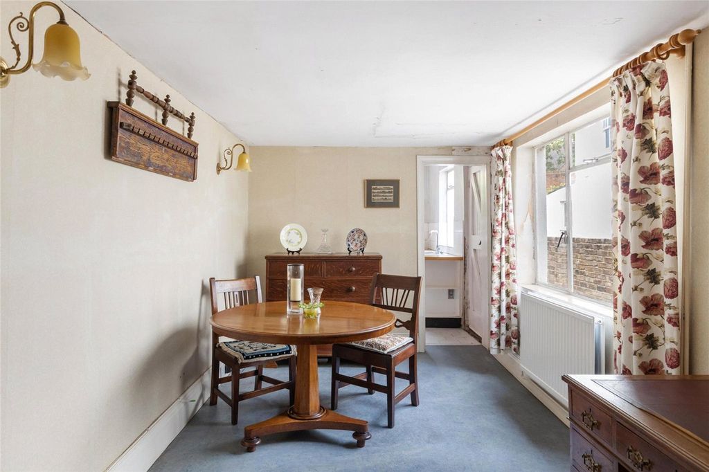 Property photo 3 of 17 Picture No. 10