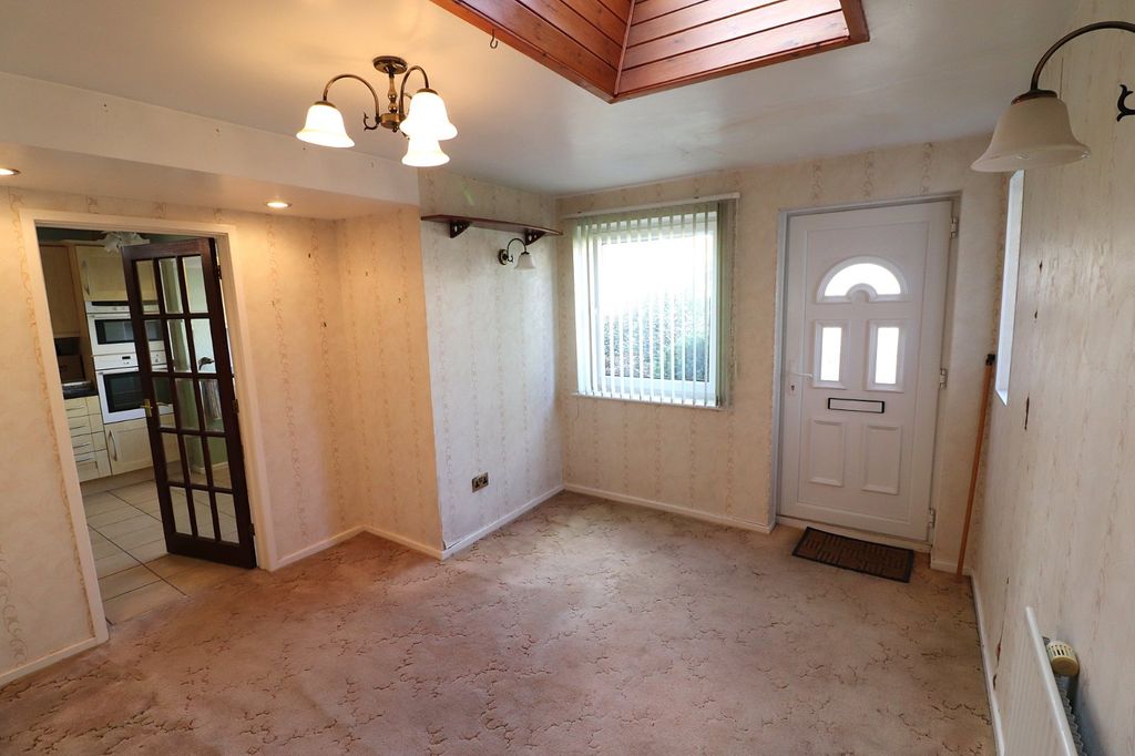 Property photo 2 of 14 Picture No. 01