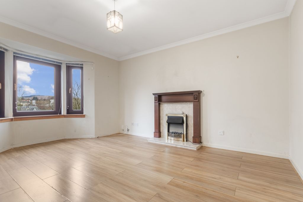 Property photo 2 of 30