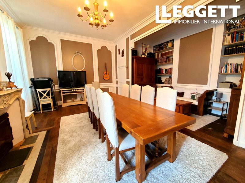 Property photo 2 of 10