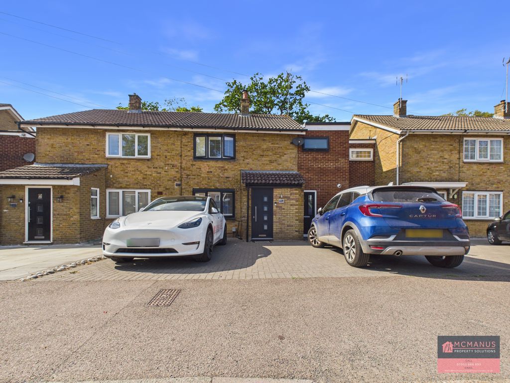 Property photo 1 of 17 Cam03599G0-Pr0178-Still017