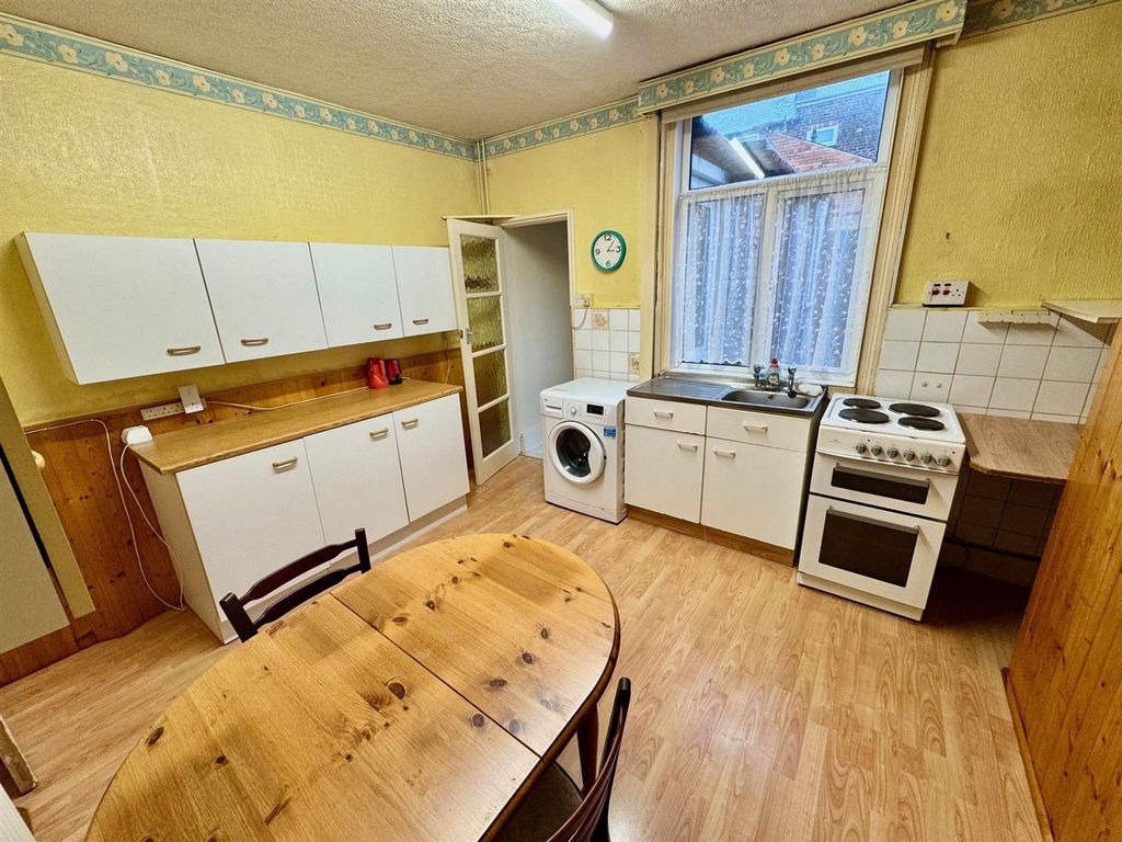 Property photo 2 of 15 Kitchen -Diner 2.Jpg