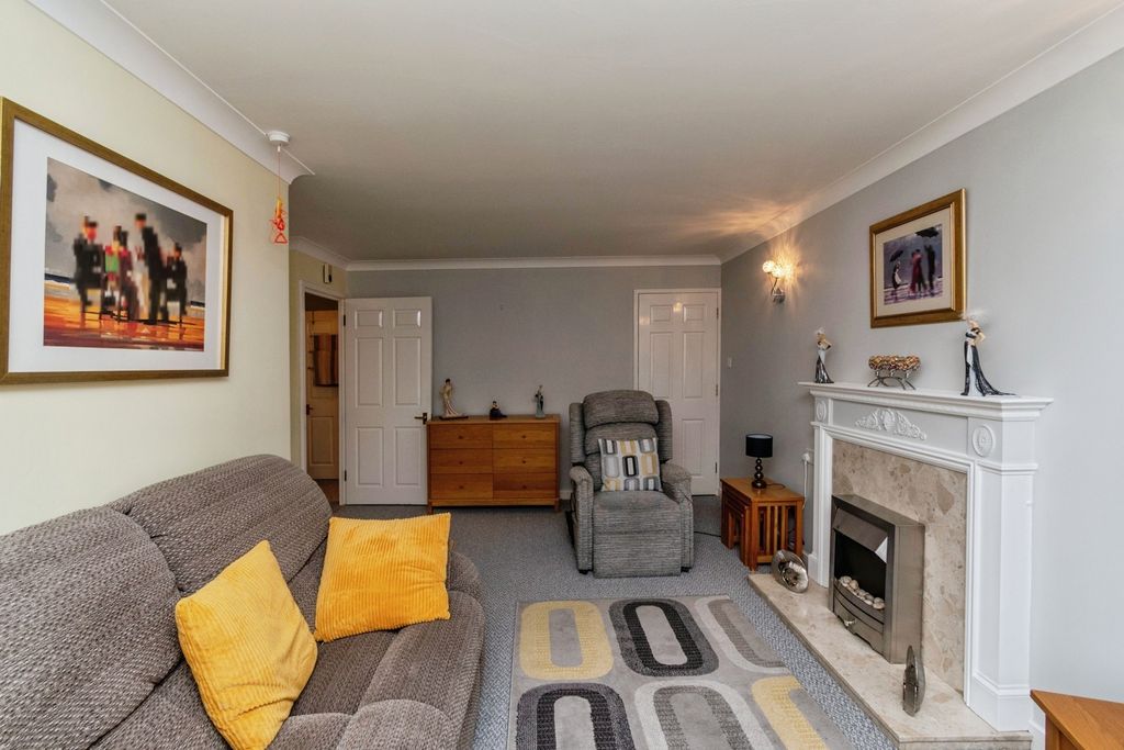 Property photo 3 of 20 Pbox-Img.Jpg