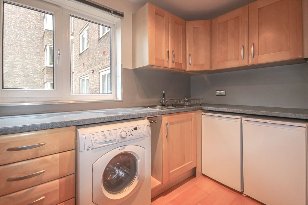 Property photo 3 of 14 Picture No. 08