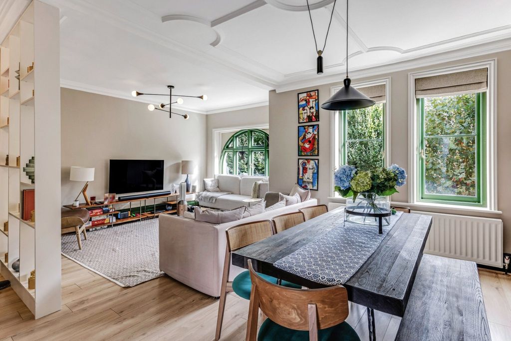 Property photo 2 of 15 Picture No. 17