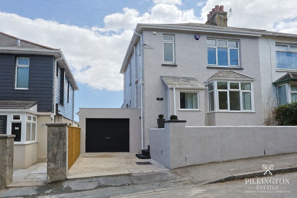 Property photo 1 of 17 5357702