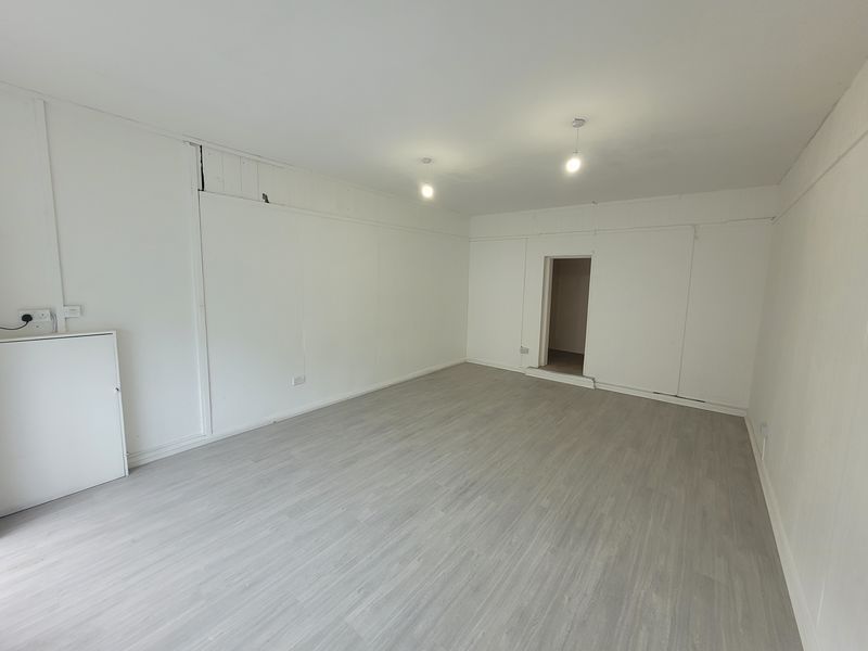 Property photo 2 of 11 Photo 10