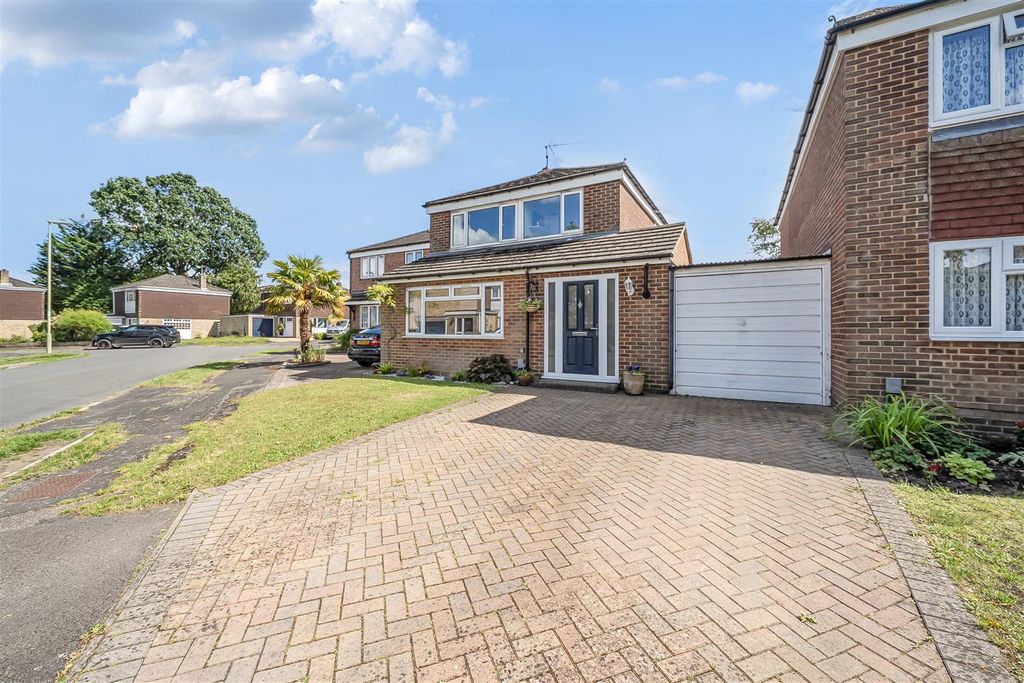 Property photo 1 of 20 1476843-1-6A29900Fd7574.Jpg