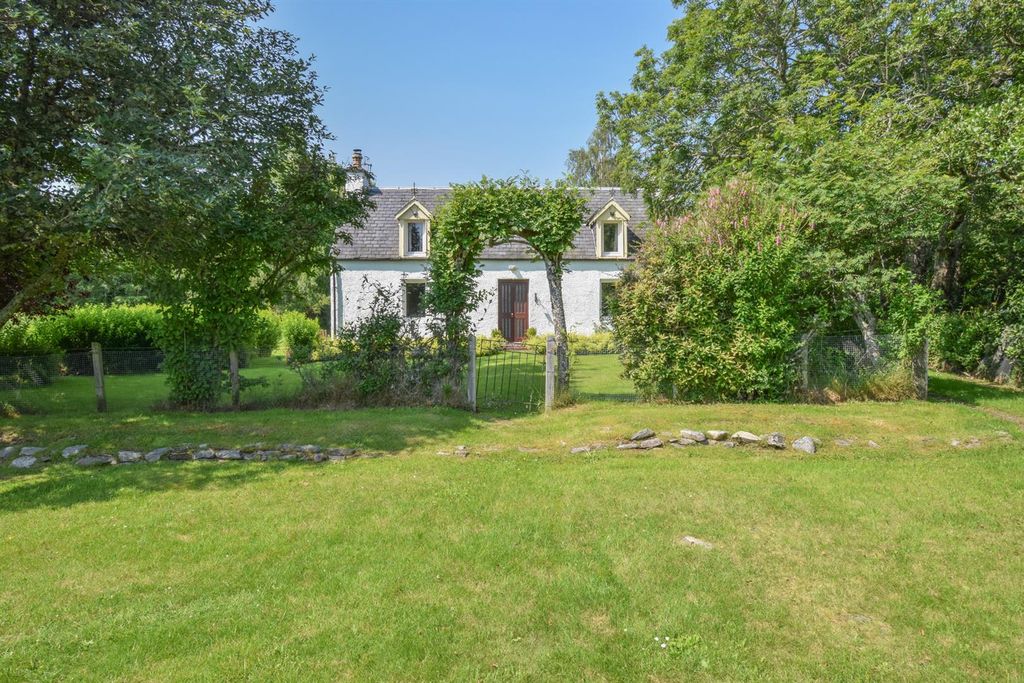 Property photo 3 of 36